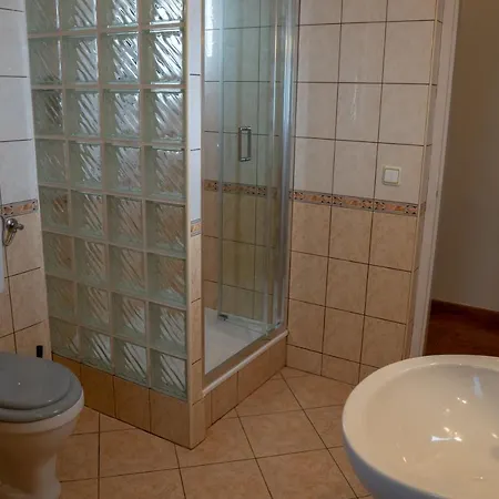 Bed & Breakfast F57 - Frankó Családi Panzió 4*