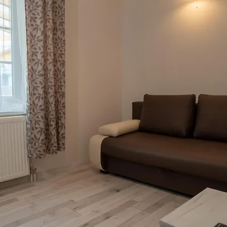 F57 - Franko Csaladi Panzio B&B Balatonlelle