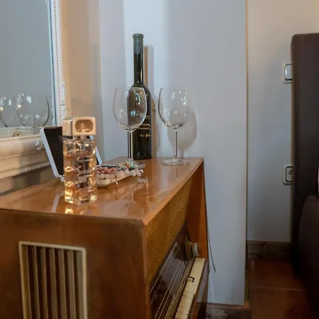 Bed & Breakfast F57 - Frankó Családi Panzió Balatonlelle