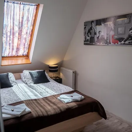 F57 - Franko Csaladi Panzio B&B