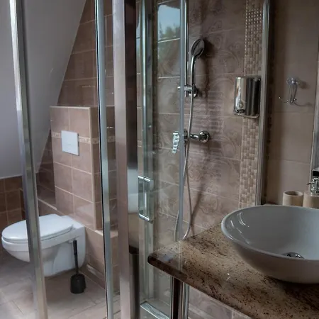 Bed & Breakfast F57 - Frankó Családi Panzió 4*