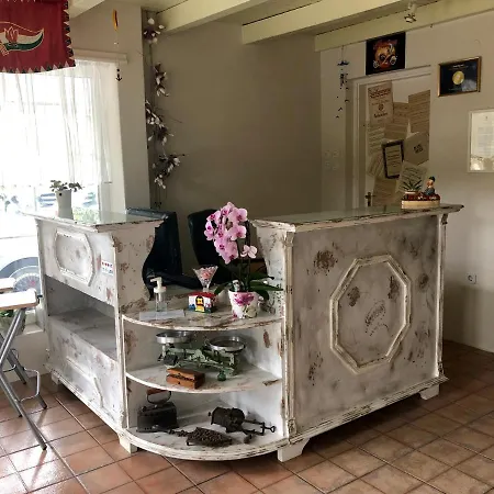 B&B F57 - Franko Csaladi Panzio Balatonlelle