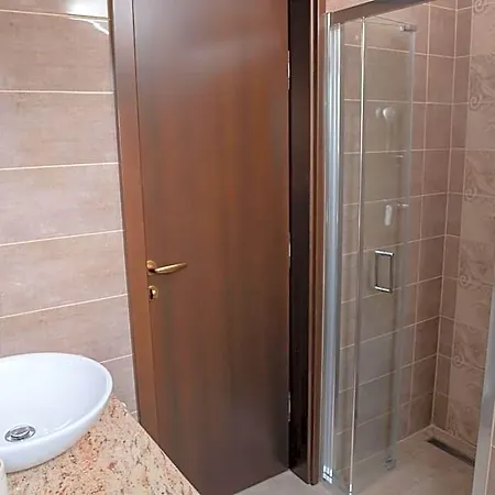 F57 - Franko Csaladi Panzio Bed & Breakfast Balatonlelle