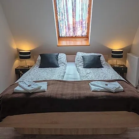 Bed & Breakfast F57 - Franko Csaladi Panzio